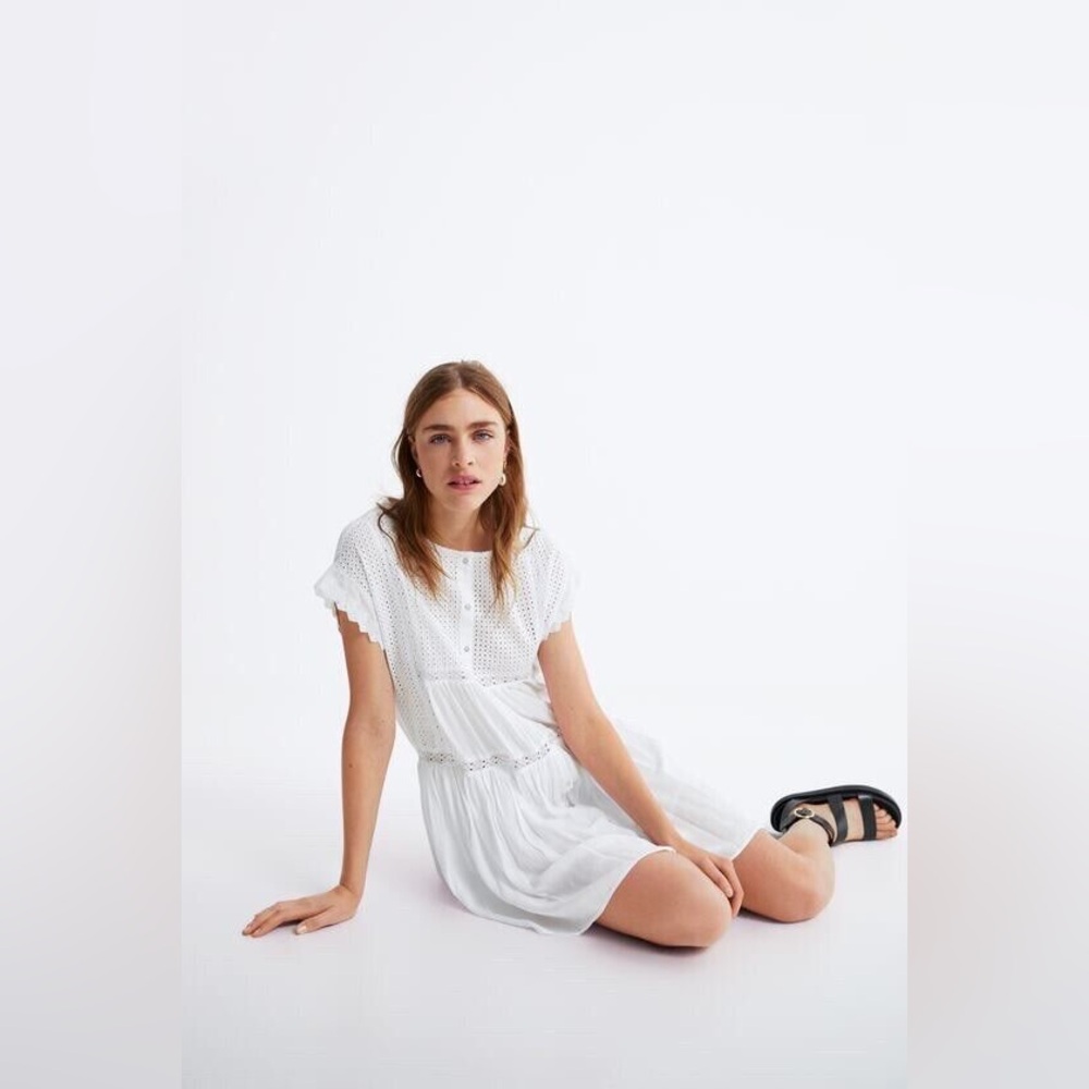 ZARA | White Eyelet Detail Button Down Mini Dress Size M